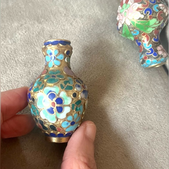 VTG Miniature Vases Chinese Cloisonne Enamel Yellow Brass Multicolor Floral - Picture 4 of 11